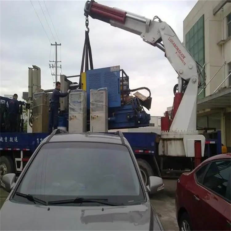 南召吊车救援小汽车怎么吊